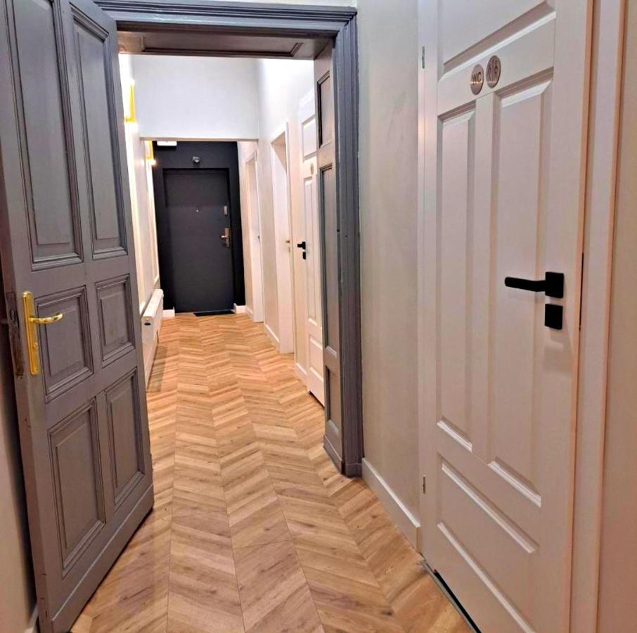 Kopernik Premium Rooms Apartment Stary Toruń Buitenkant foto